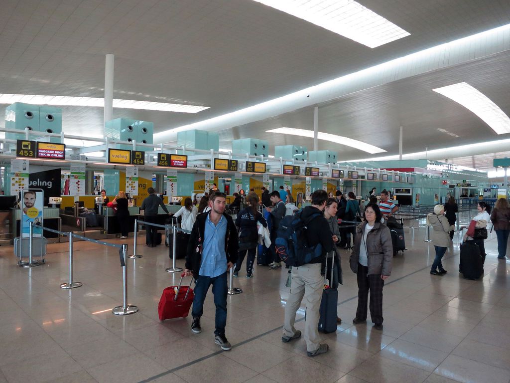 Fotografía de: El doctor Jordi Arcos explica las bases para repensar el turismo de calidad en 'Via Empresa' | CETT